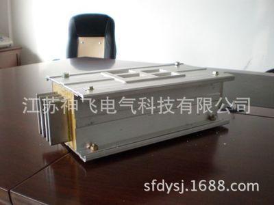 澆注母線槽工廠出廠價(jià)直銷(xiāo) 高效、安全與經(jīng)濟(jì)的電力傳輸解決方案